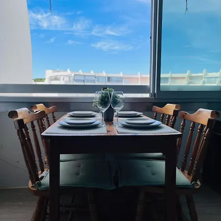 Apartment Le Dauphin - 150m De La - Piscine -